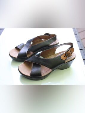 Dansko Jacinta wedge Sandals
